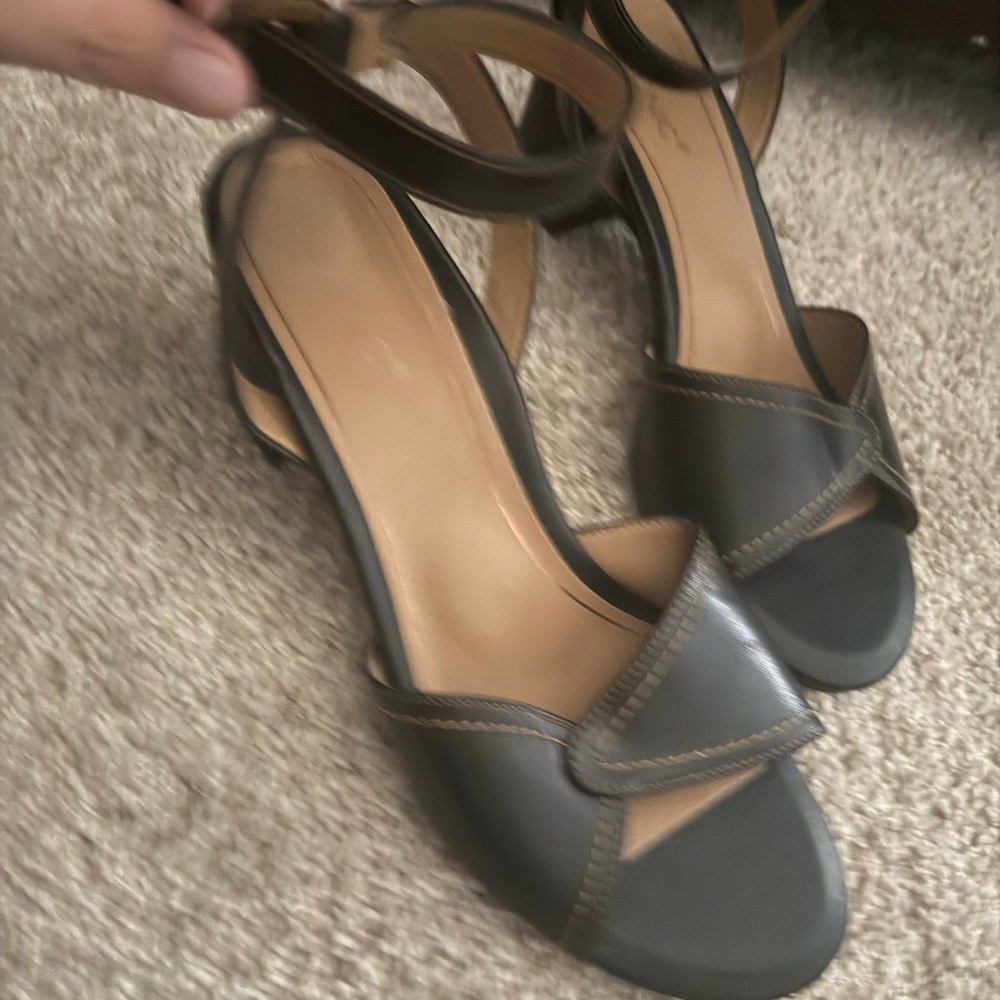Vionic Black Open-Toe Heels